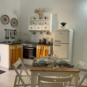 https://rossaroll.sicilyhotelsitaly.net