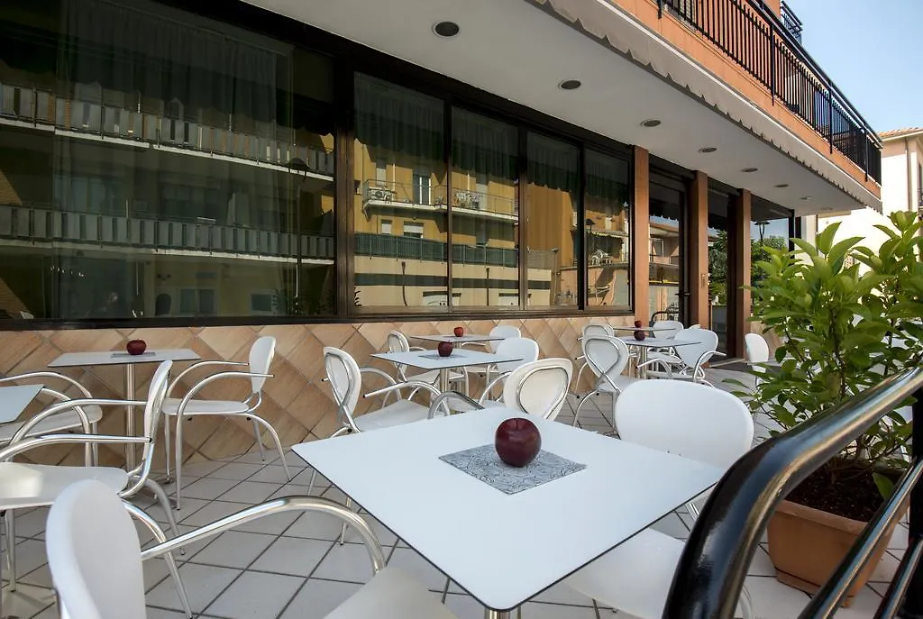 Hotel Scarlet 3*, Rimini Italy